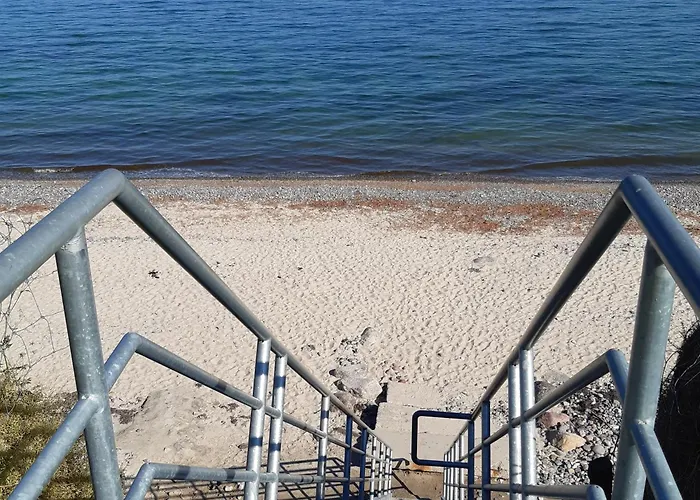 Ruegen-cottage Sauna Kamin Wlan 8 * Dranske